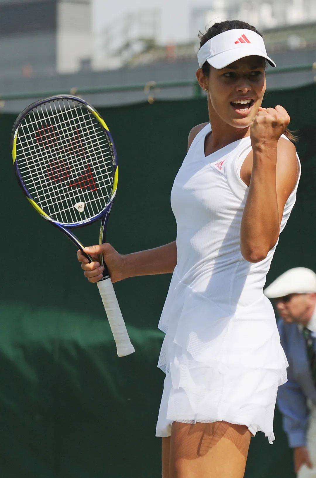 网球球员突破自我,表现堪称完美 网球球员突破自我,表现堪称完美