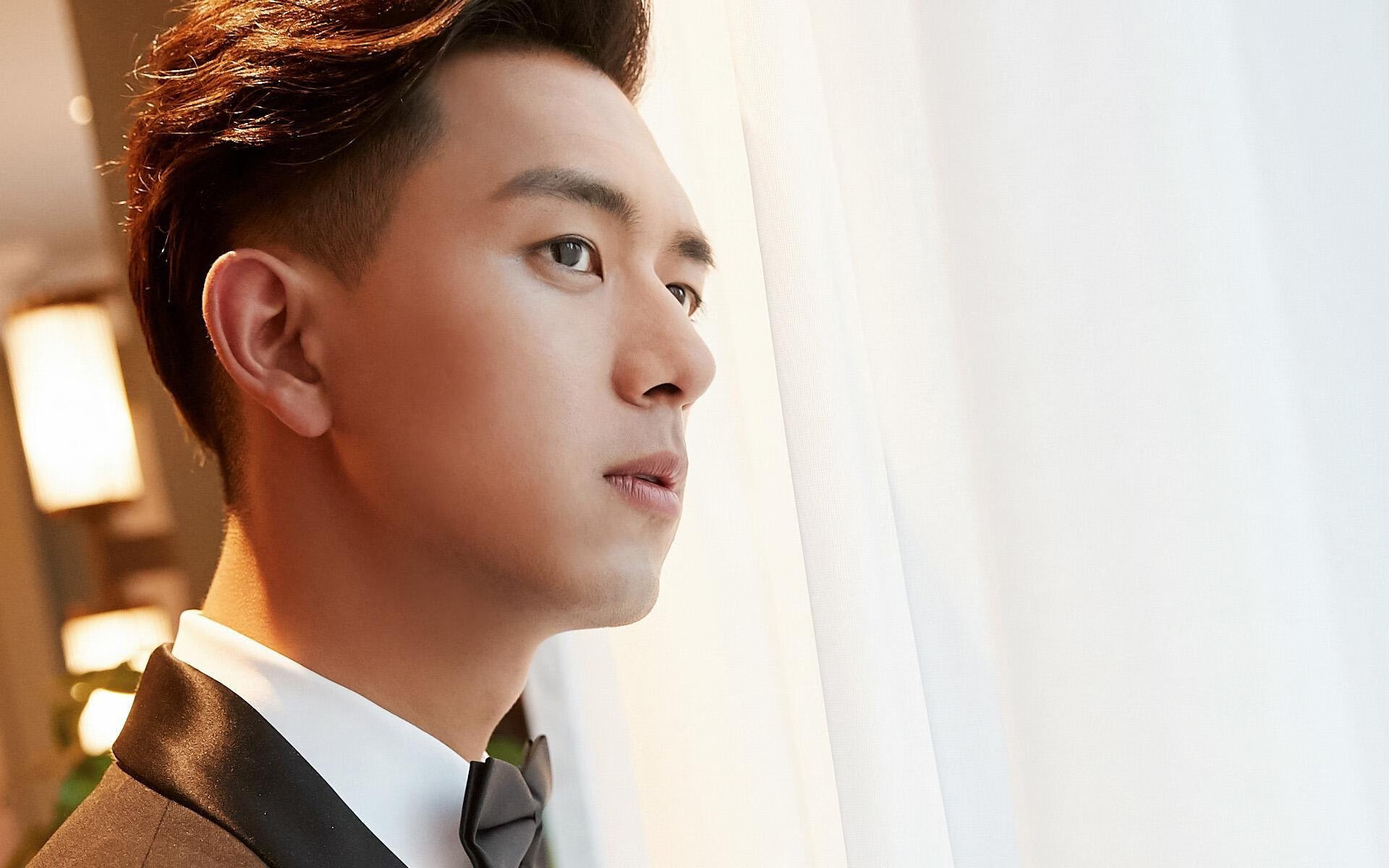 力挽狂澜!绝境孤勇铸就赛道史诗,周冠宇如何一肩扛起索伯,上演惊天逆转雷诺