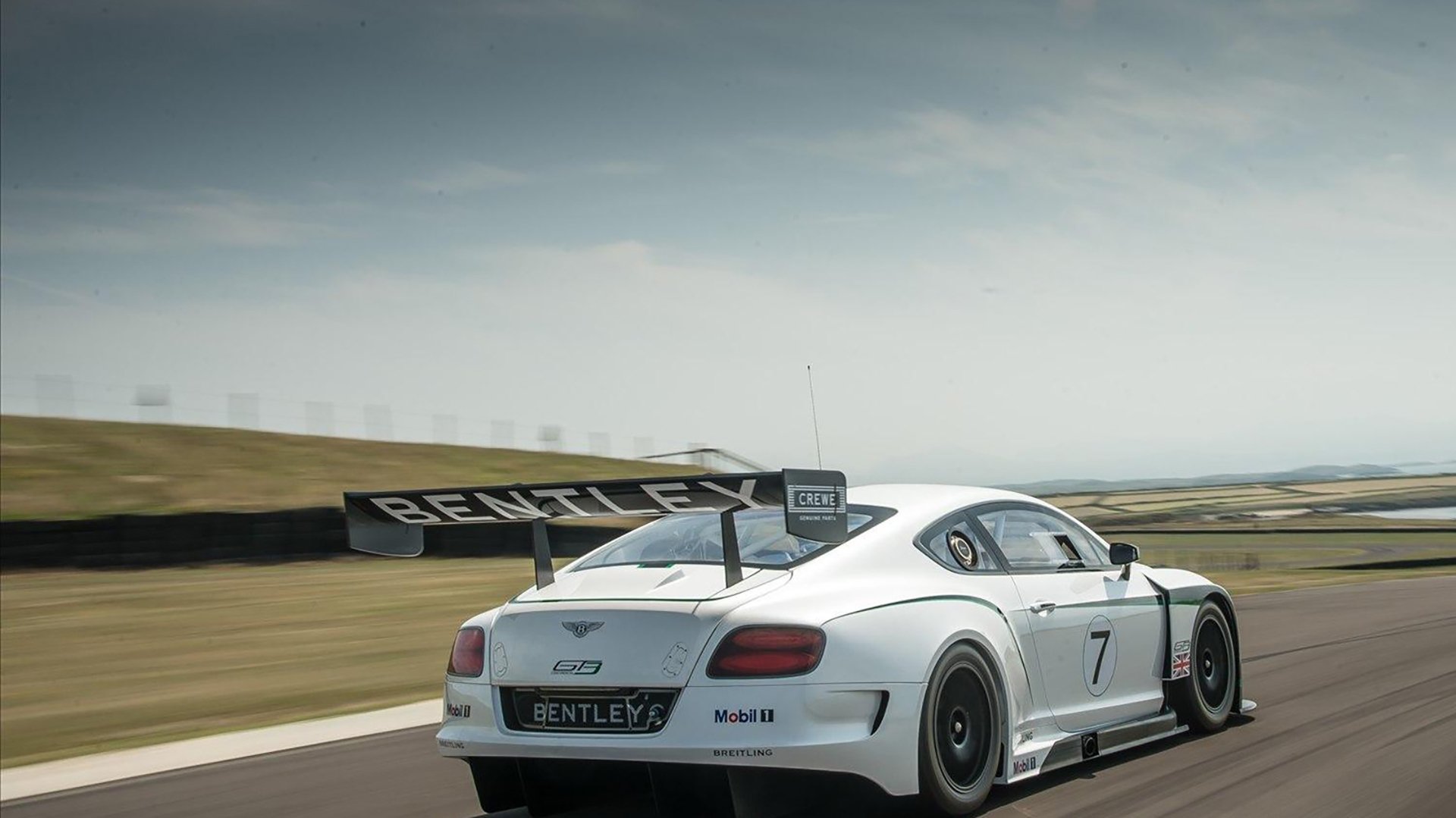 另一种战场，从美加墨世界杯到NBA赛场，当英雄主义闪耀