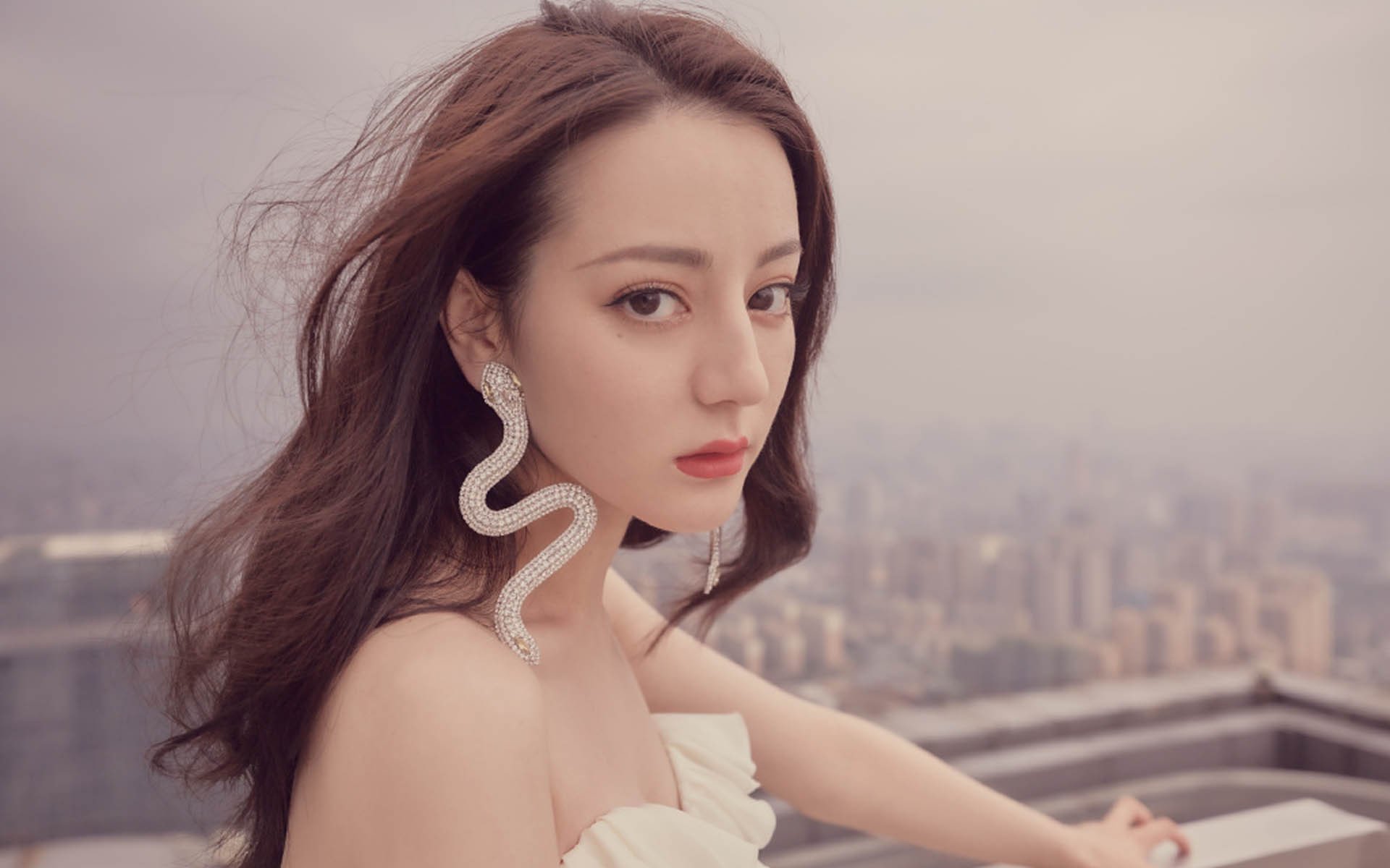 午夜奇迹,当丹麦童话在2026半决赛撕裂意大利,莫德里奇用最后的优雅征服世界